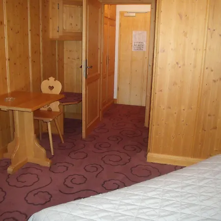 Le Rosenmeer - Restaurant, Au Coeur De La Route Des Vins D'alsace 3*