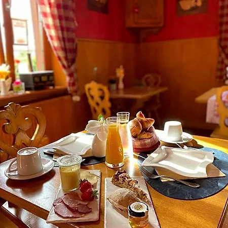 Le Rosenmeer - Restaurant, Au Coeur De La Route Des Vins D'alsace