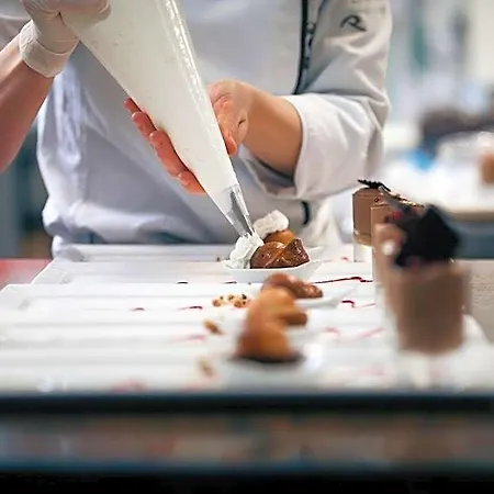 Le Rosenmeer - Restaurant, Au Coeur De La Route Des Vins D'alsace 3*