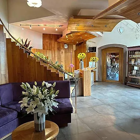 Hotel Le Rosenmeer - Restaurant, Au Coeur De La Route Des Vins D'alsace 3*