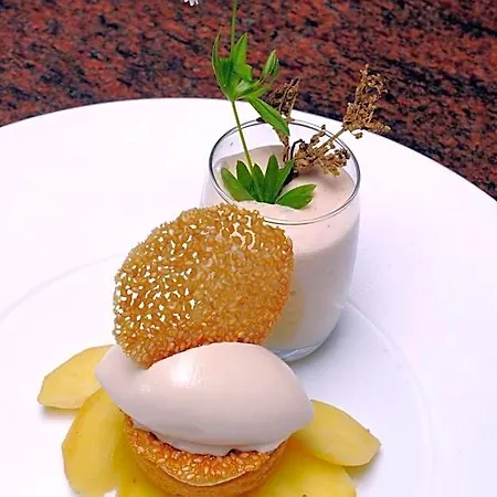 Hotel Le Rosenmeer - Restaurant, Au Coeur De La Route Des Vins D'alsace 3*