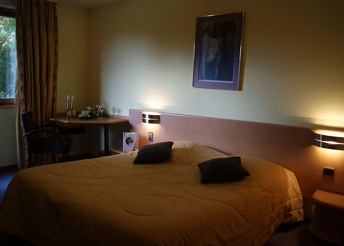 Le Rosenmeer - Restaurant, Au Coeur De La Route Des Vins D'alsace Szálloda Rosheim