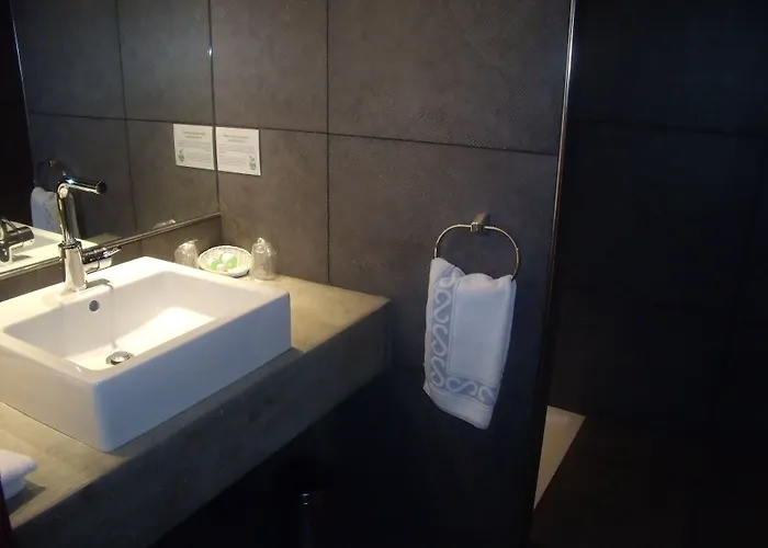 Le Rosenmeer - Restaurant, Au Coeur De La Route Des Vins D'alsace 3*